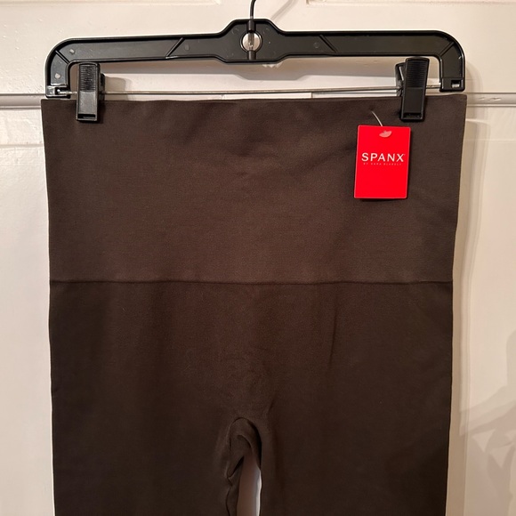 NWT Spanx Look at Me Now Seamless Side Zip leggings Size 1X Dark Olive Green - Picture 8 of 10